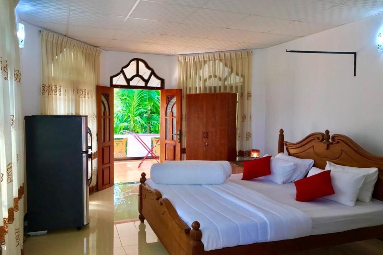 Moragalla Dilu Villa ベールワラ エクステリア 写真