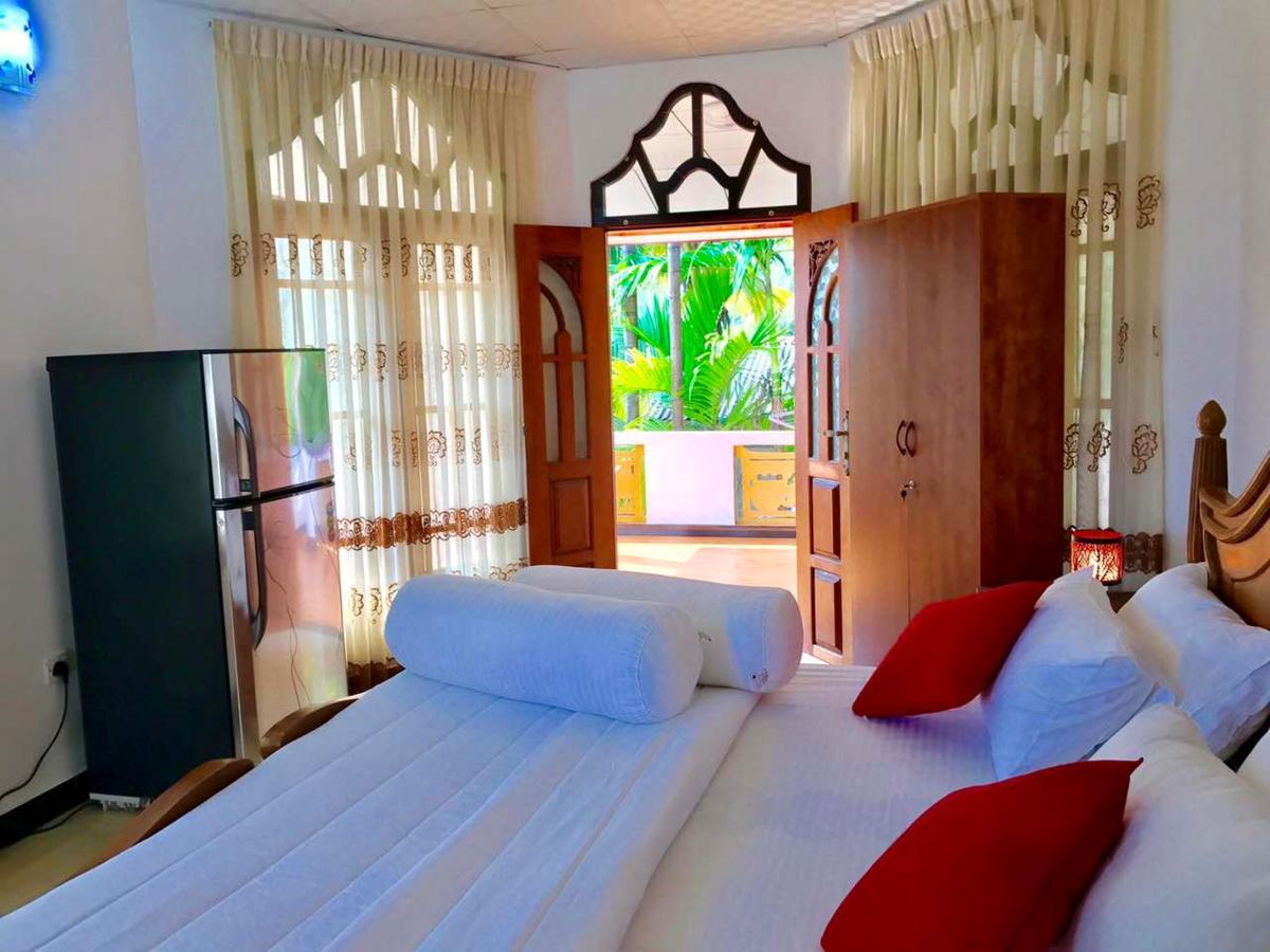 Moragalla Dilu Villa ベールワラ エクステリア 写真
