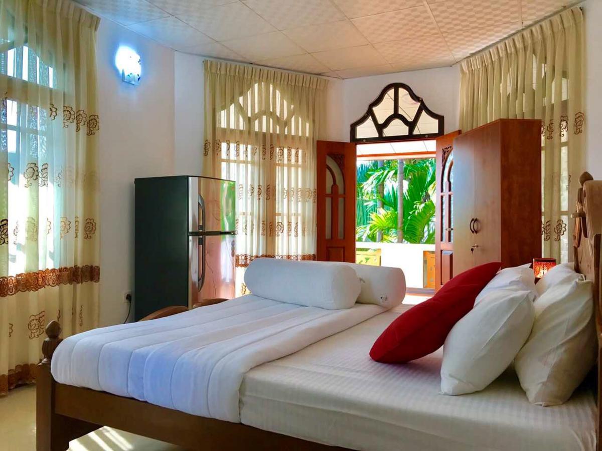 Moragalla Dilu Villa ベールワラ エクステリア 写真